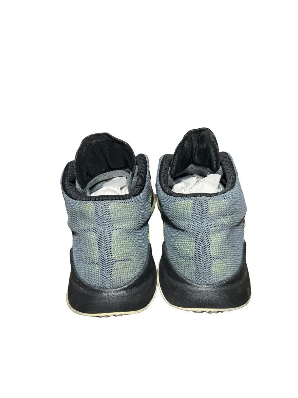 Nike performance mid